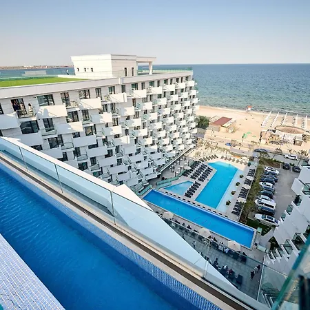 Adore Seaside In Infinity Mamaia