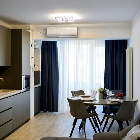Apartment Adore Seaside In Infinity *