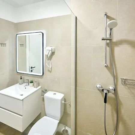 Adore Seaside In Infinity Apartament